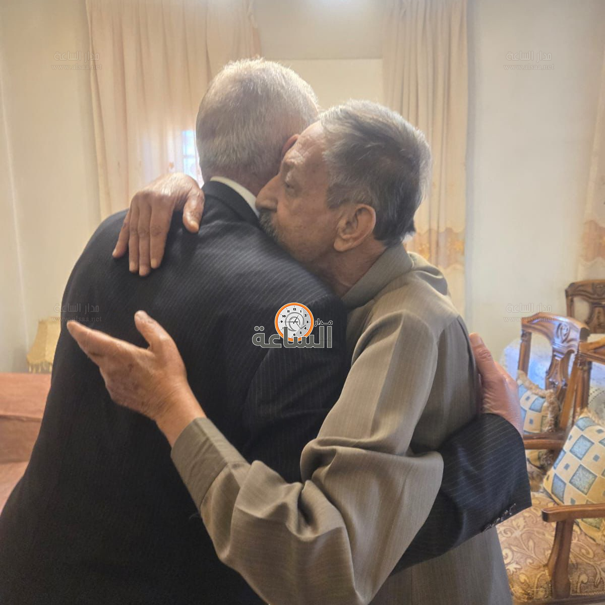 Madar Al-Saa Images 0.9785533547412006