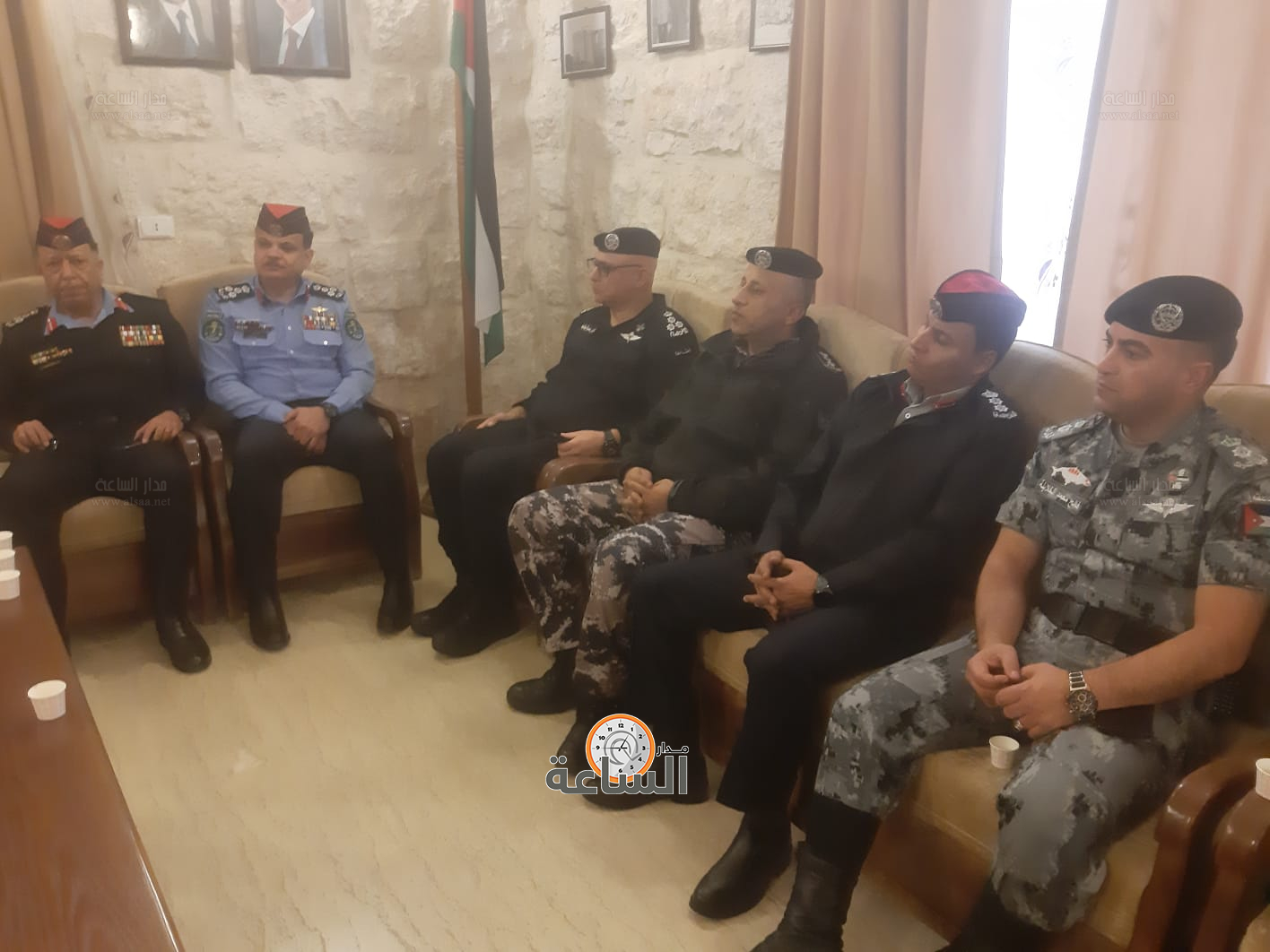 Madar Al-Saa Images 0.974983894907496