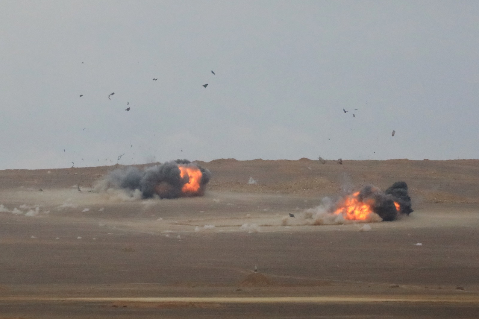 Madar Al-Saa Images 0.7233464732375003