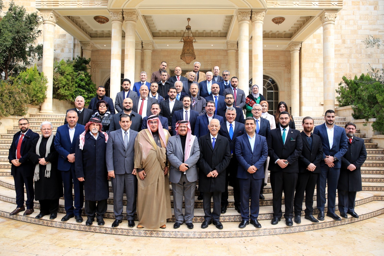 Madar Al-Saa Images 0.2212806905025988