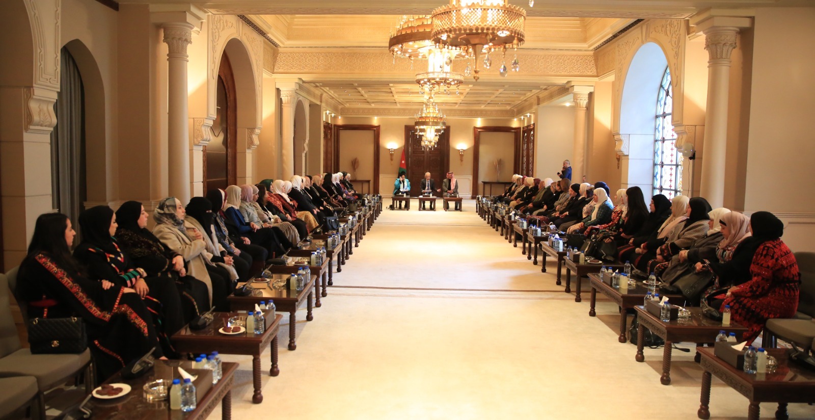 Madar Al-Saa Images 0.011728367249068228