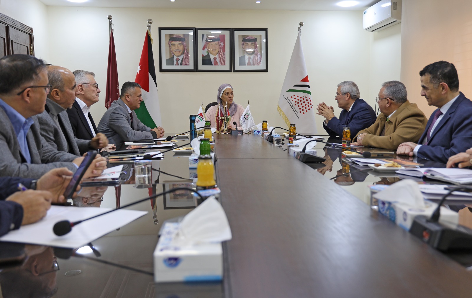 Madar Al-Saa Images 0.7447070499485866