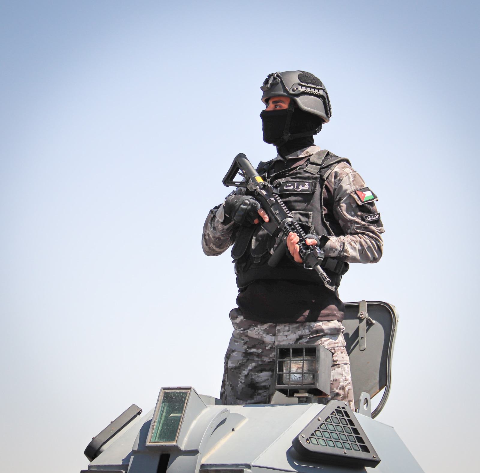 Madar Al-Saa Images 0.21135756917619042