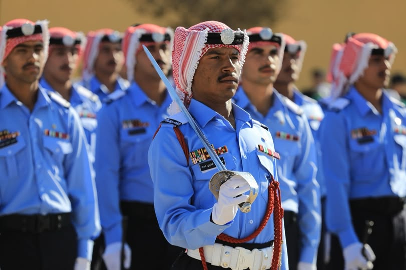 Madar Al-Saa Images 0.9773255226630797