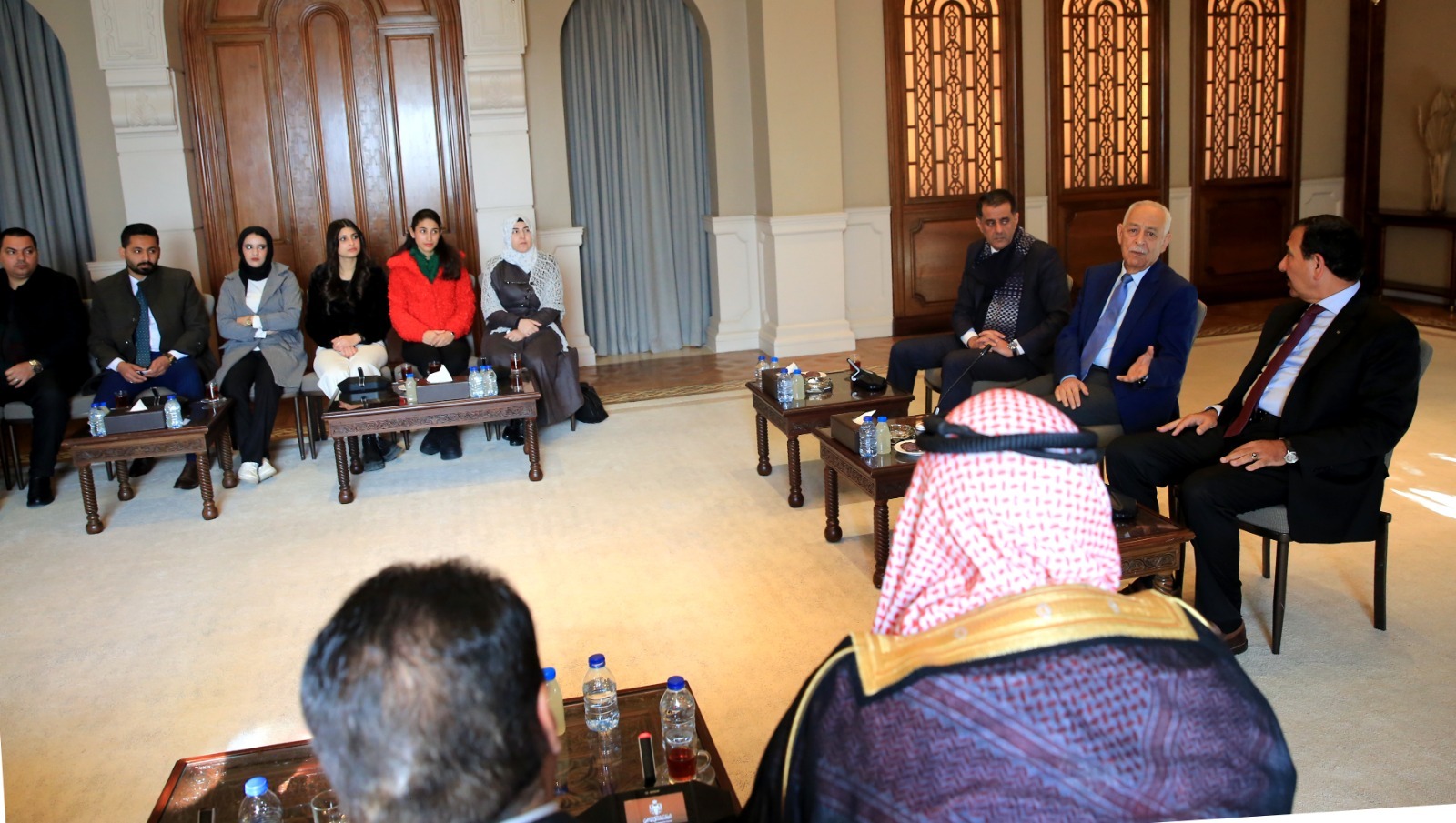 Madar Al-Saa Images 0.2950602346603466