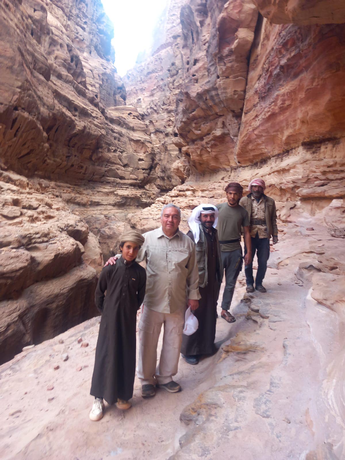 Madar Al-Saa Images 0.9143593600996267