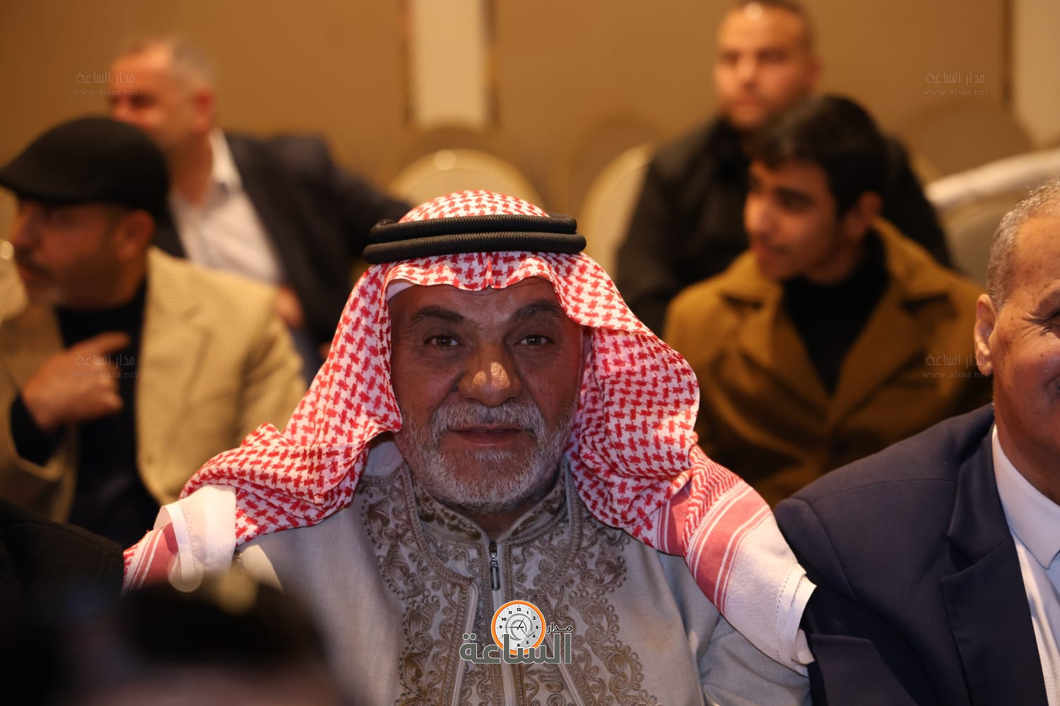 Madar Al-Saa Images 0.04833503663868832