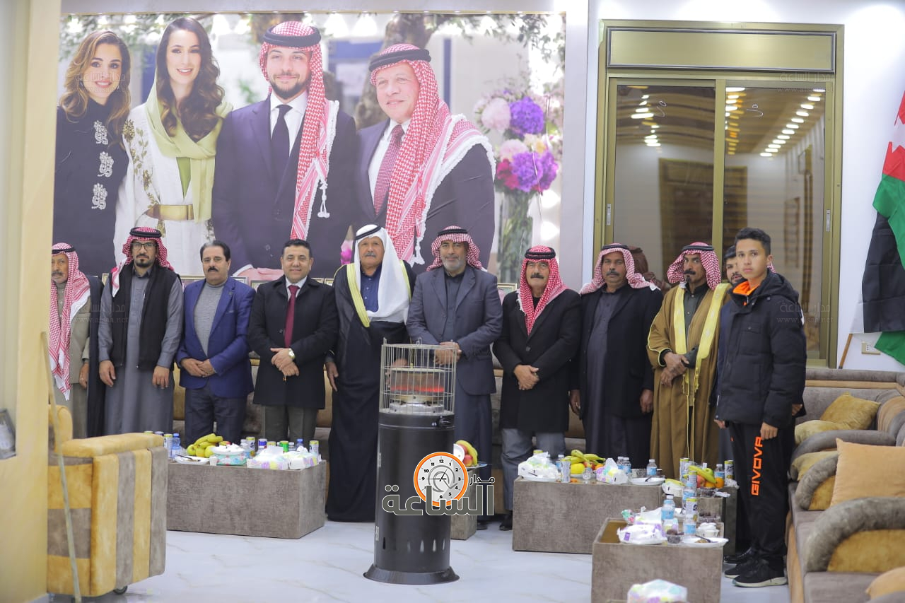 Madar Al-Saa Images 0.22530882505824312