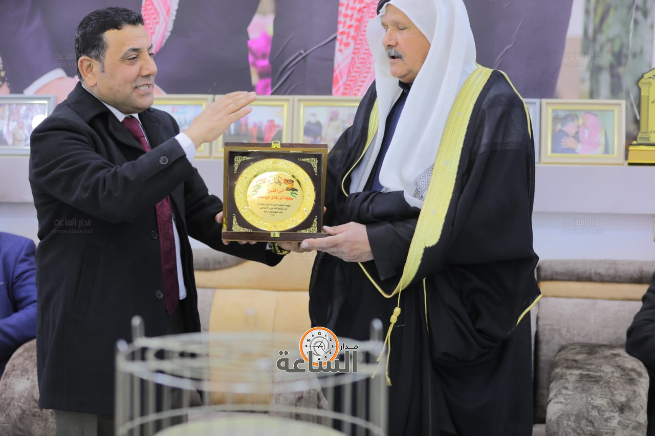 Madar Al-Saa Images 0.1750644114187494