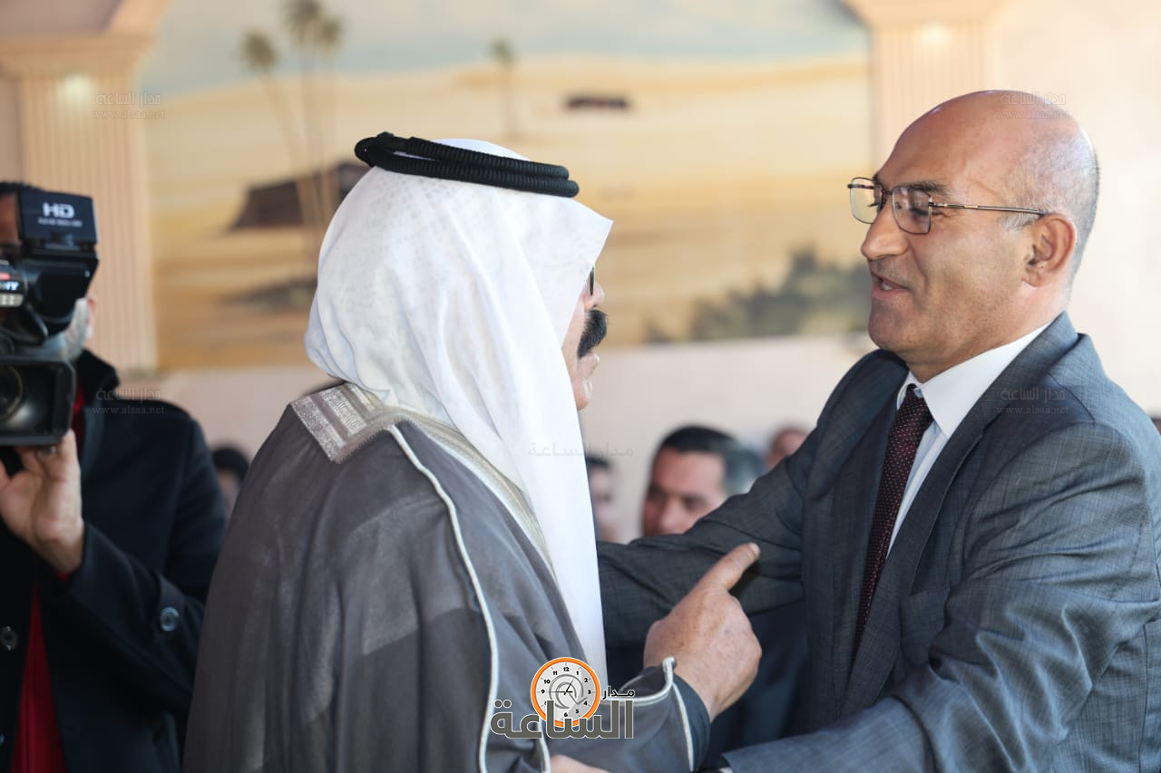 Madar Al-Saa Images 0.6202237534487487