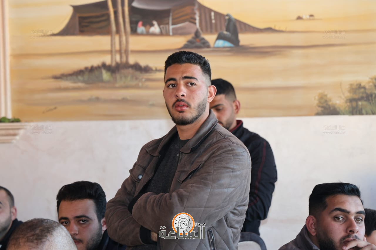 Madar Al-Saa Images 0.7304829976386418