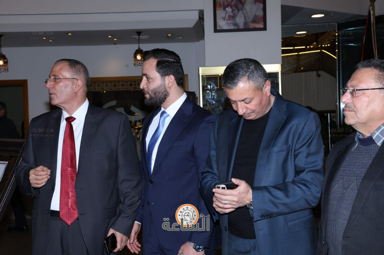 Madar Al-Saa Images 0.5233680068622484