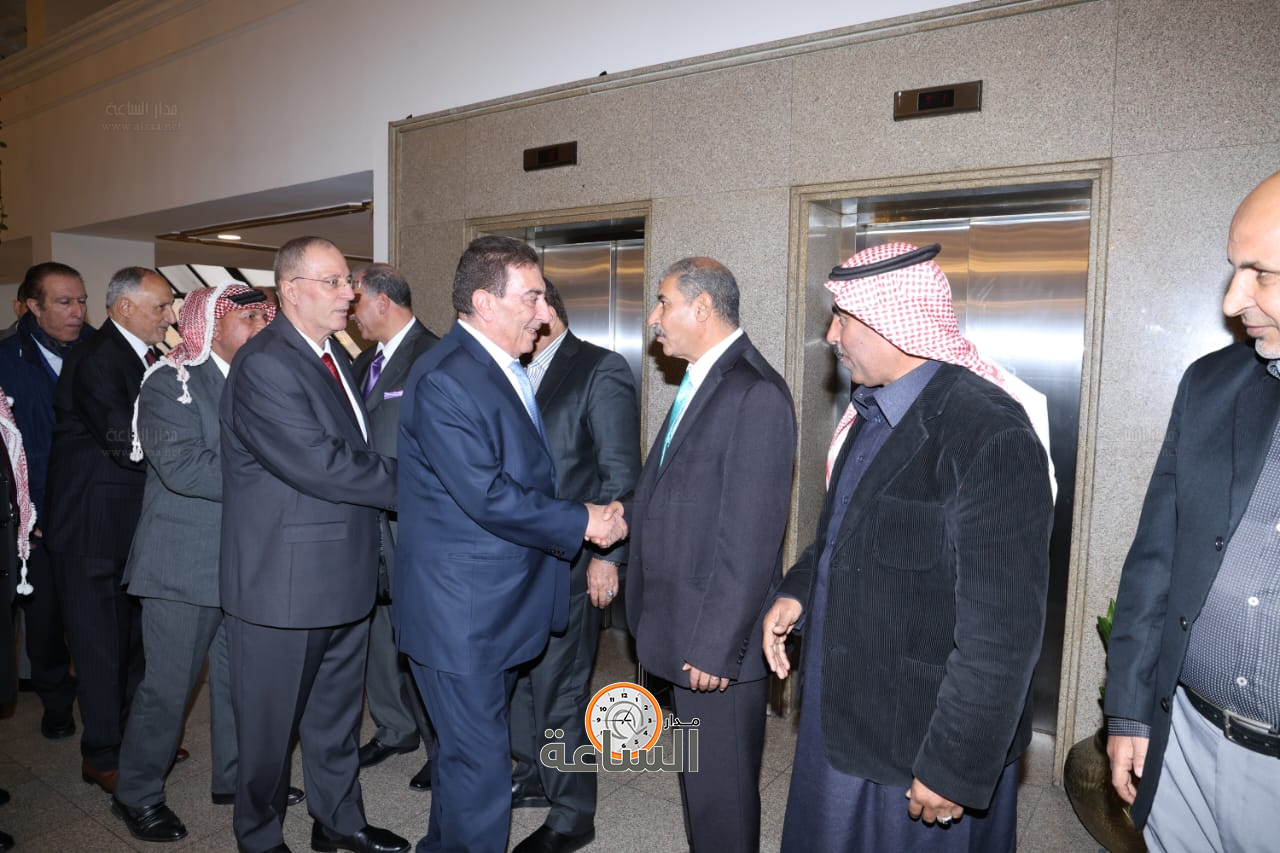 Madar Al-Saa Images 0.04163281205589775