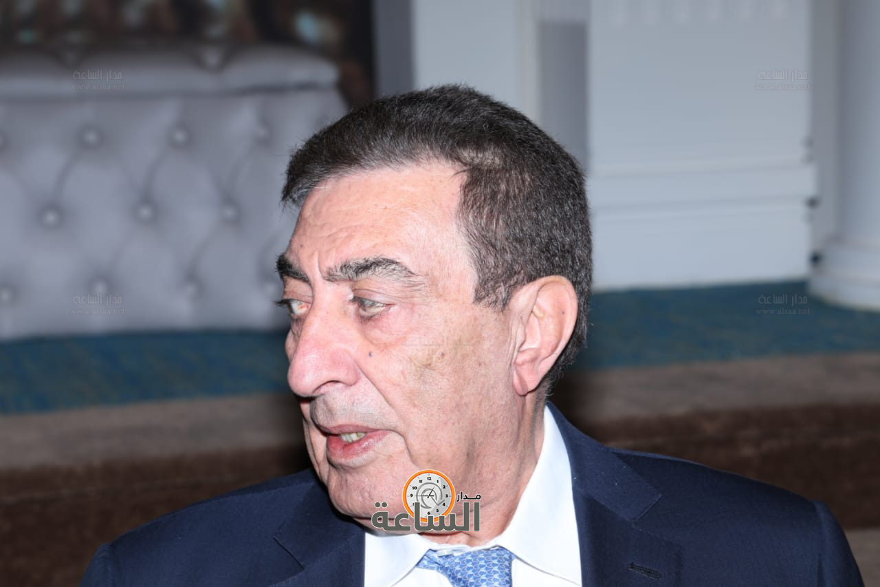 Madar Al-Saa Images 0.16119860454089663