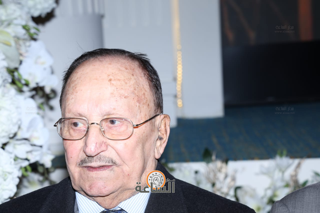 Madar Al-Saa Images 0.4723549521589525