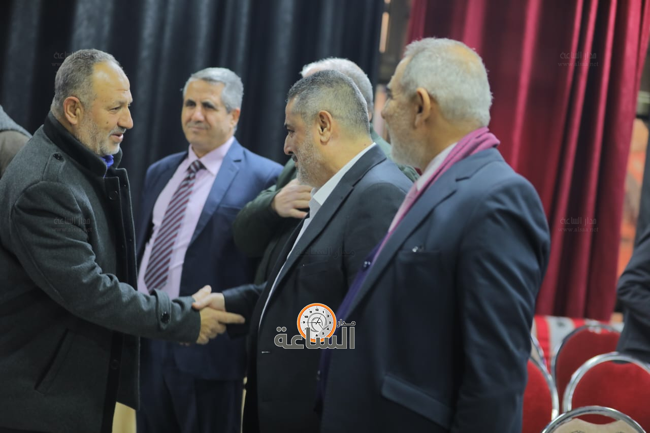 Madar Al-Saa Images 0.39250357112830514