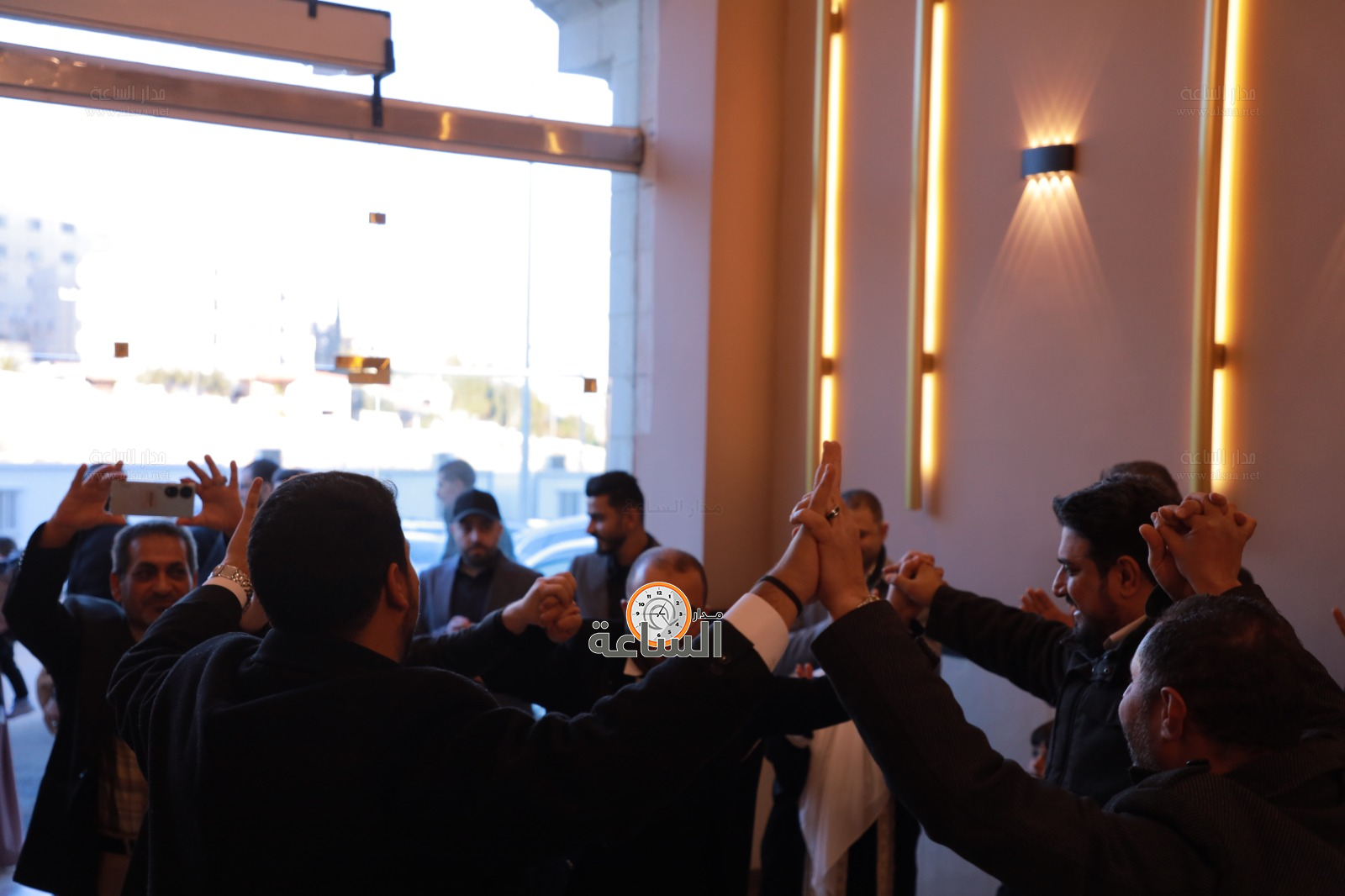 Madar Al-Saa Images 0.14601784003611407