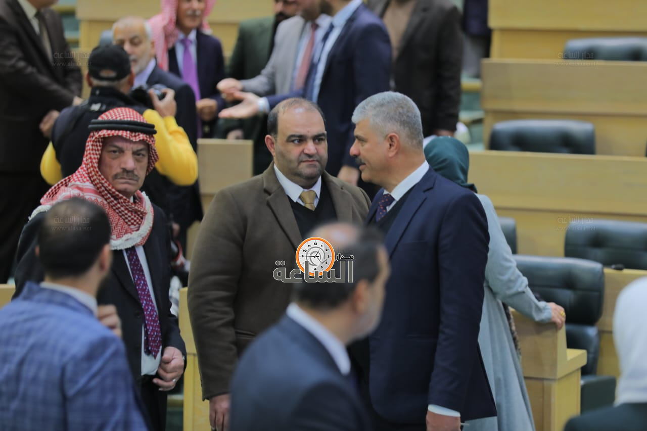 Madar Al-Saa Images 0.9539163334626233