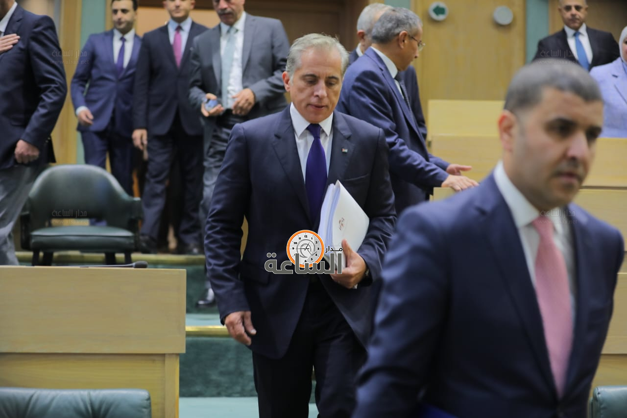 Madar Al-Saa Images 0.7594703932943507