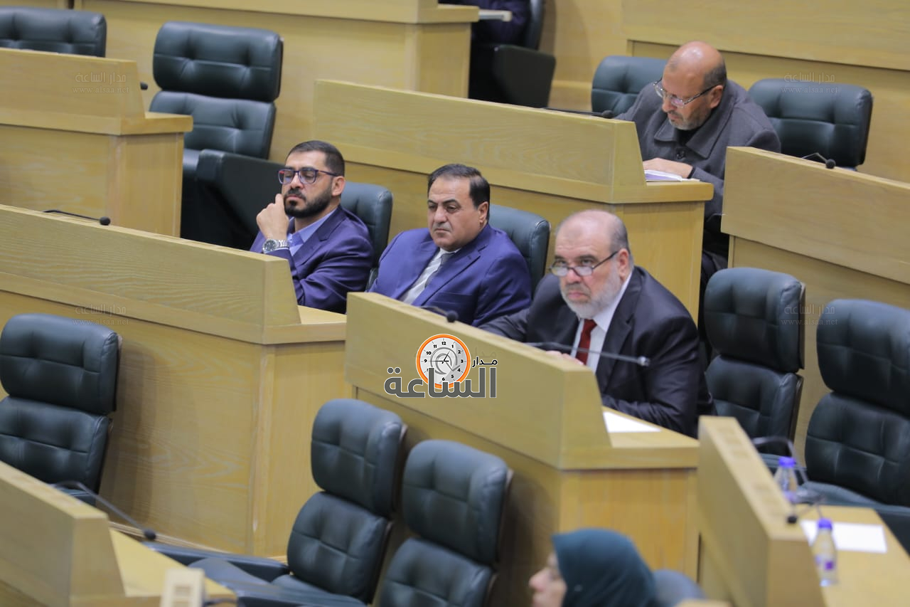 Madar Al-Saa Images 0.2887023164581868