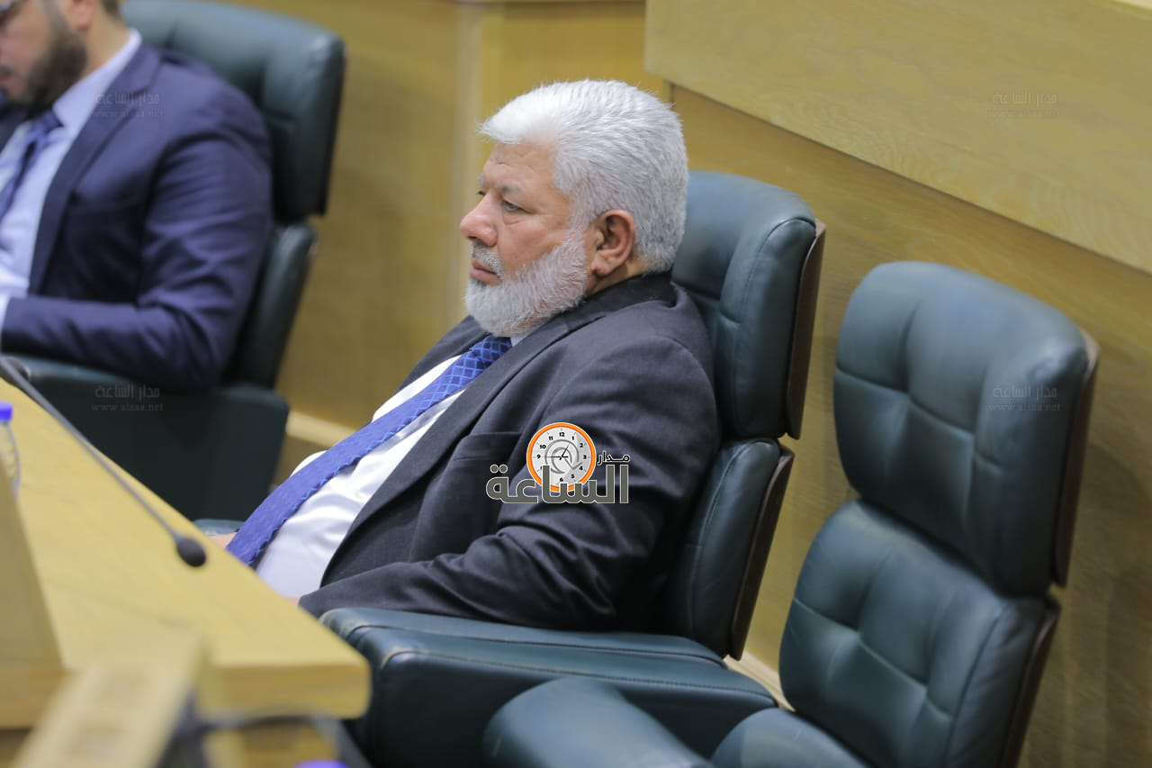 Madar Al-Saa Images 0.6479877806173786