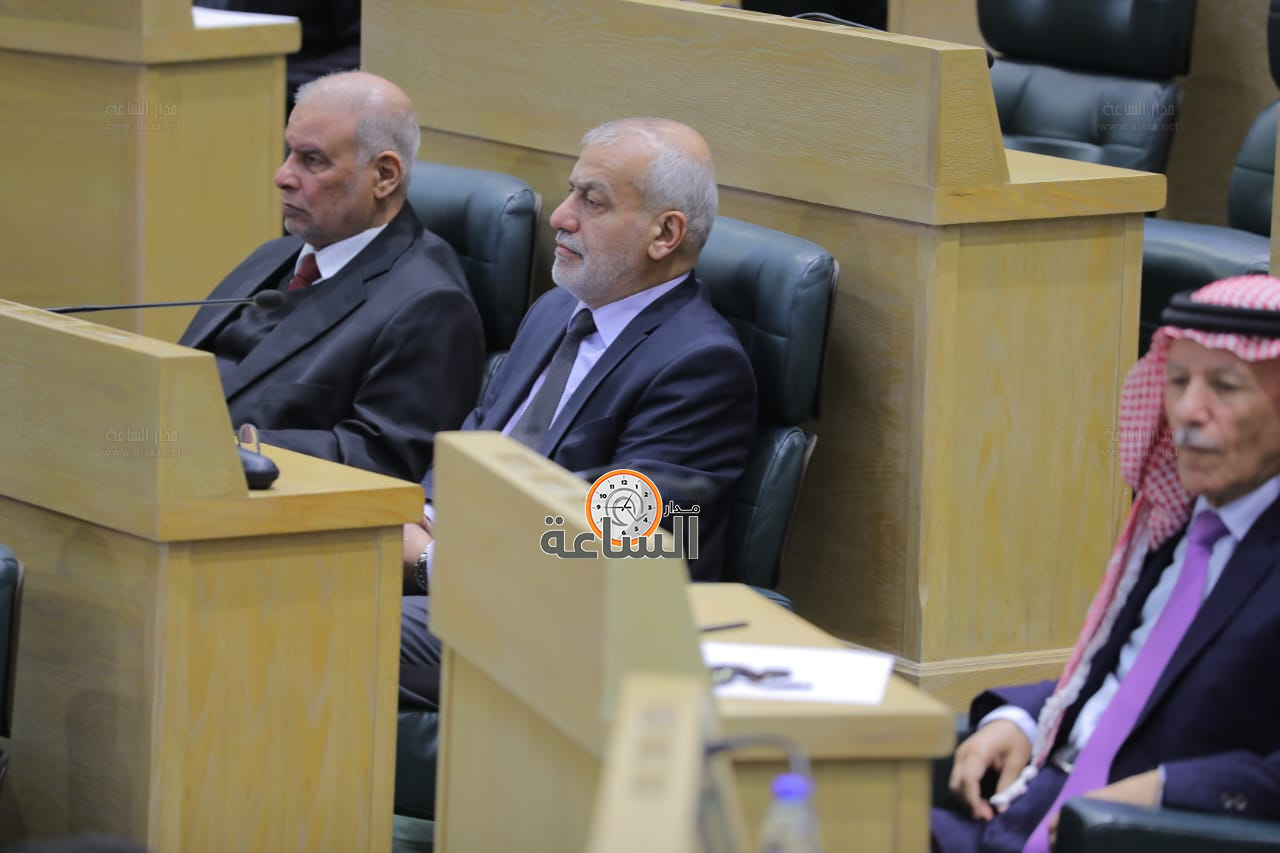 Madar Al-Saa Images 0.8283881257699093