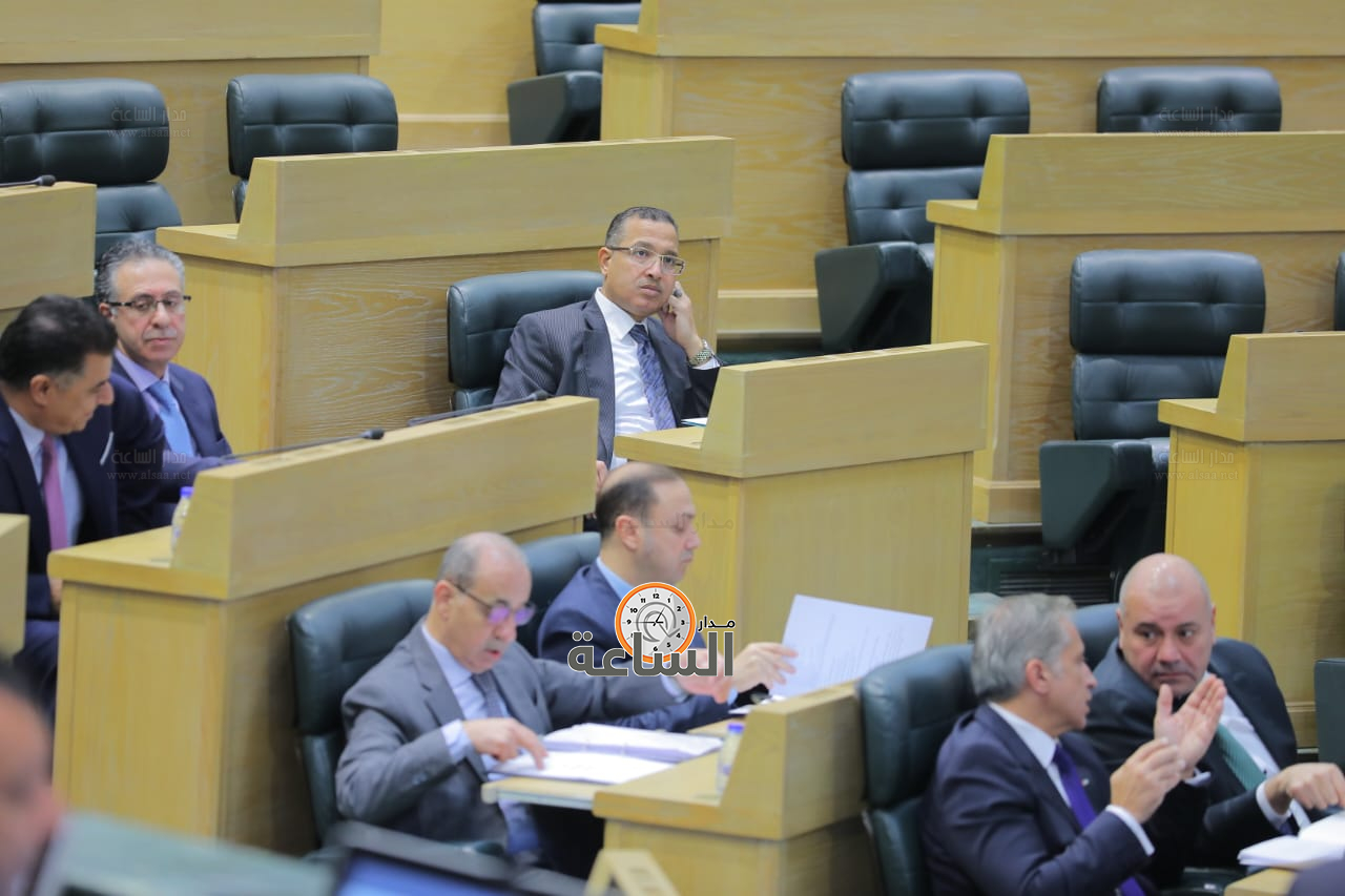 Madar Al-Saa Images 0.5133638223889387