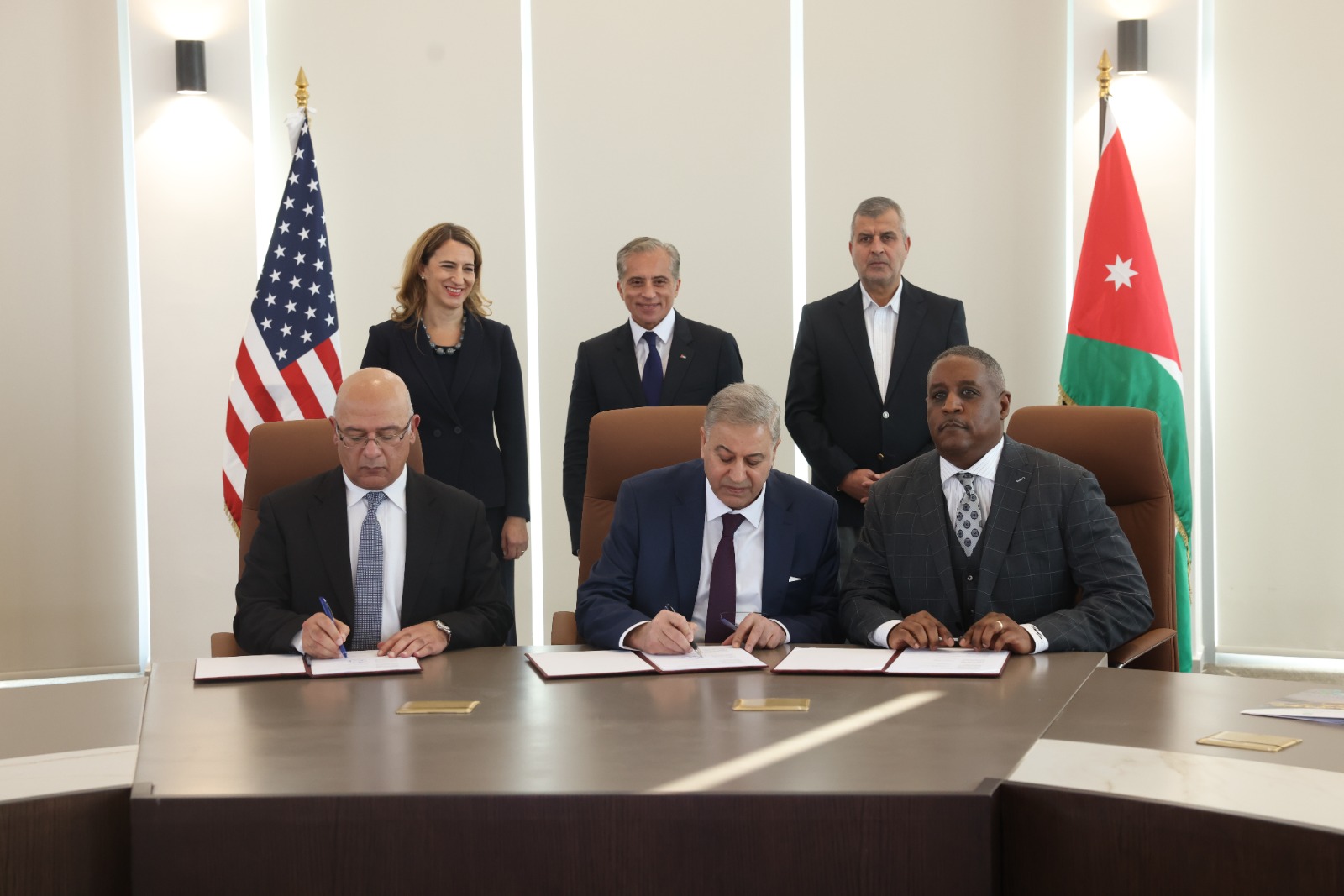 Madar Al-Saa Images 0.1660591546412742