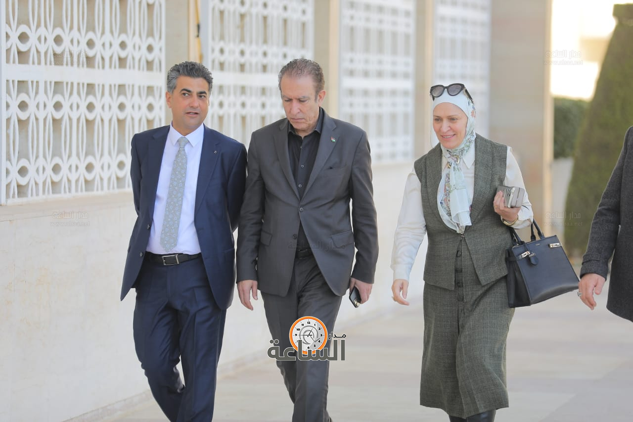 Madar Al-Saa Images 0.2917111329548545