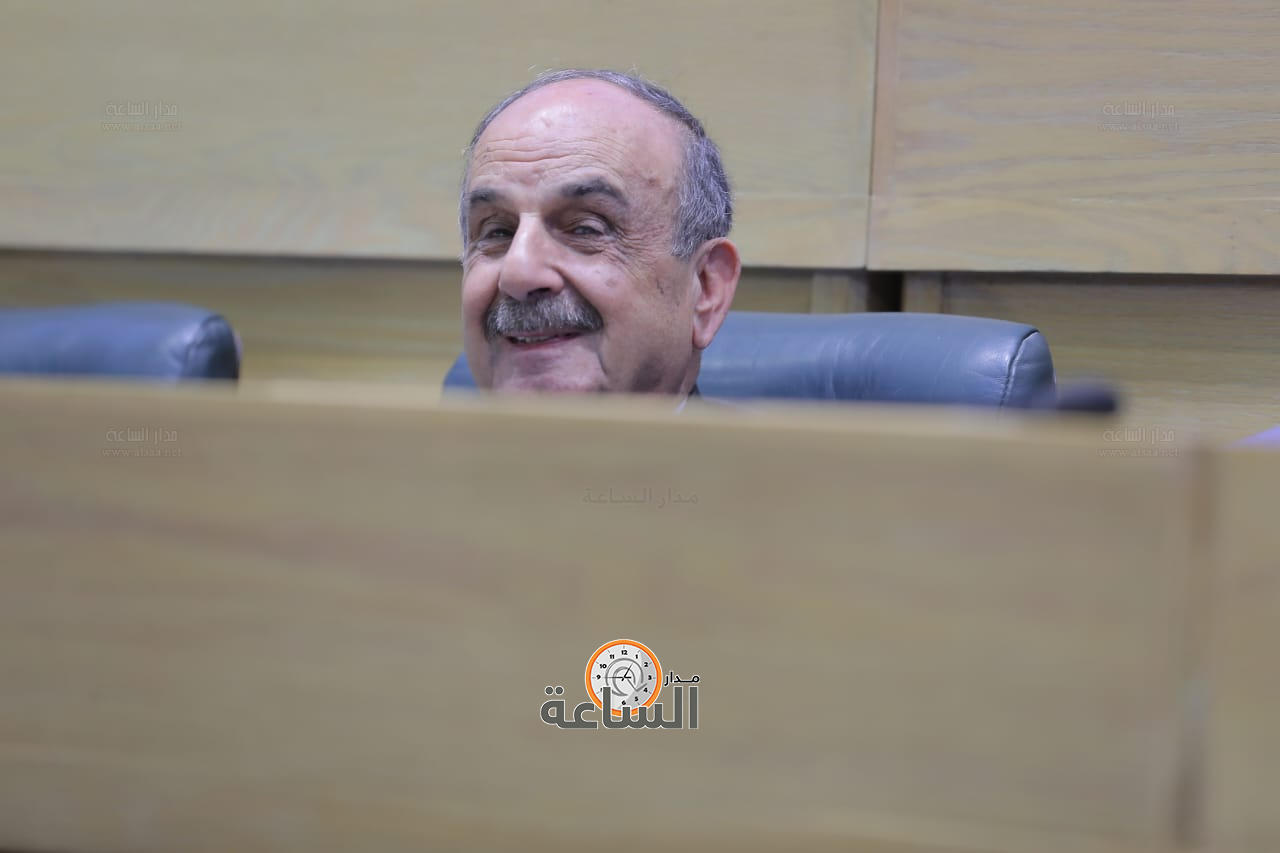 Madar Al-Saa Images 0.5788137504551643