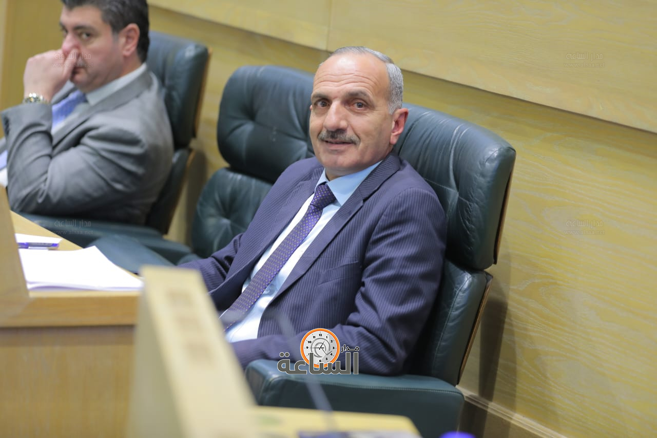 Madar Al-Saa Images 0.5616345077818397