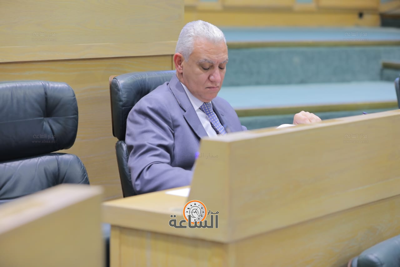 Madar Al-Saa Images 0.9883320770645274