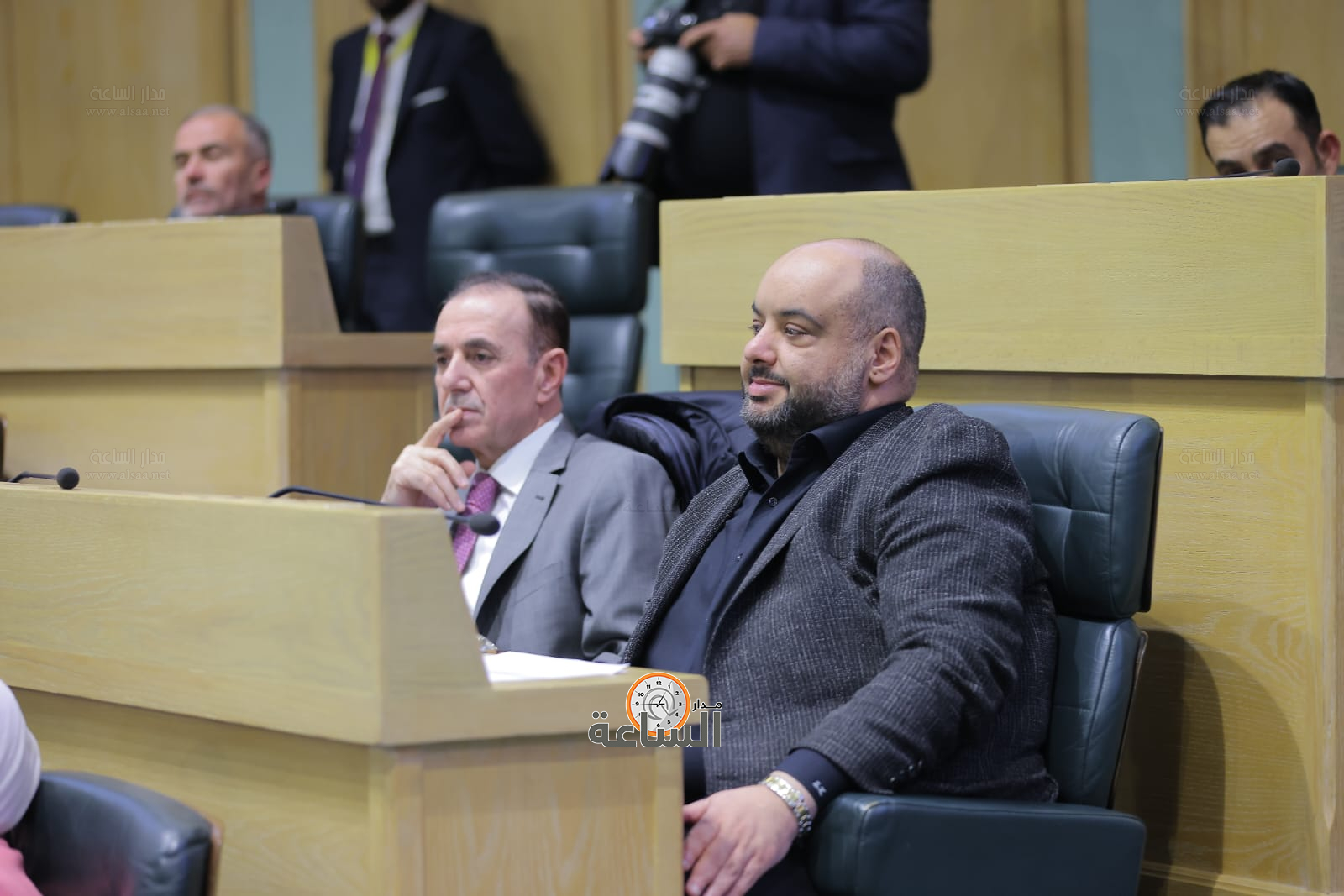 Madar Al-Saa Images 0.7567601629919509