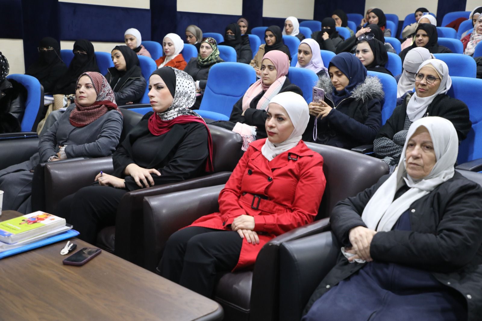 Madar Al-Saa Images 0.6907400546705602