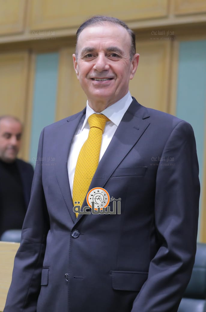 Madar Al-Saa Images 0.0319954033010017