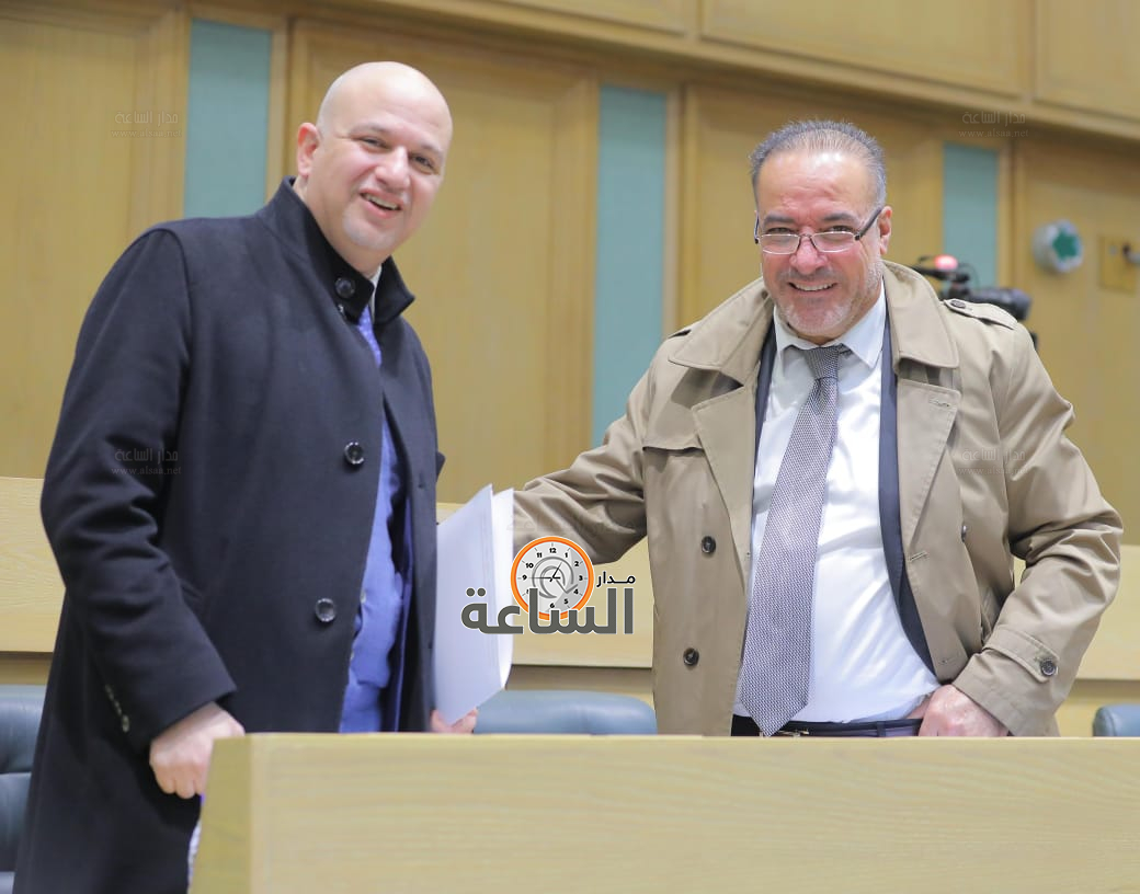 Madar Al-Saa Images 0.3266878426564943