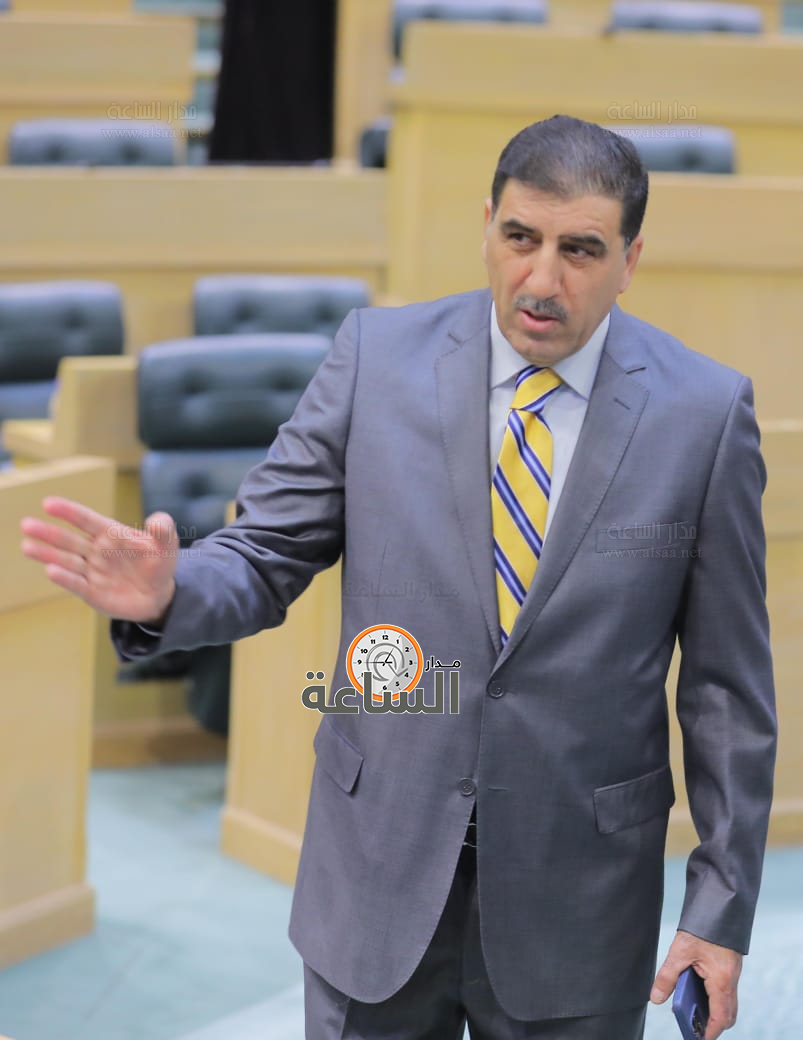 Madar Al-Saa Images 0.4087096345020711