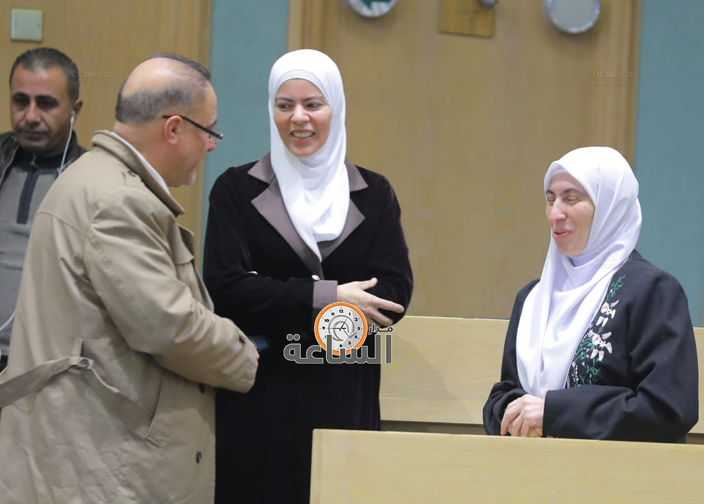 Madar Al-Saa Images 0.0059223790312938895