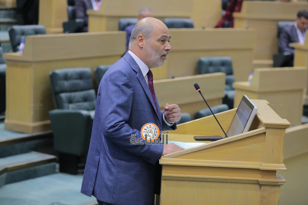 Madar Al-Saa Images 0.04523675915065195