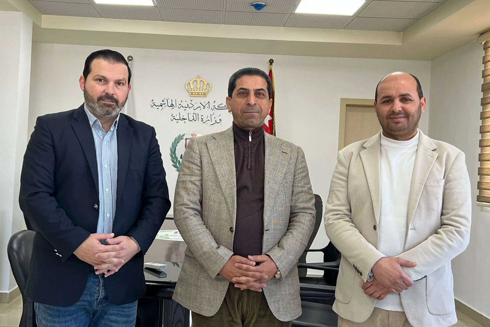 Madar Al-Saa Images 0.7182462922357609