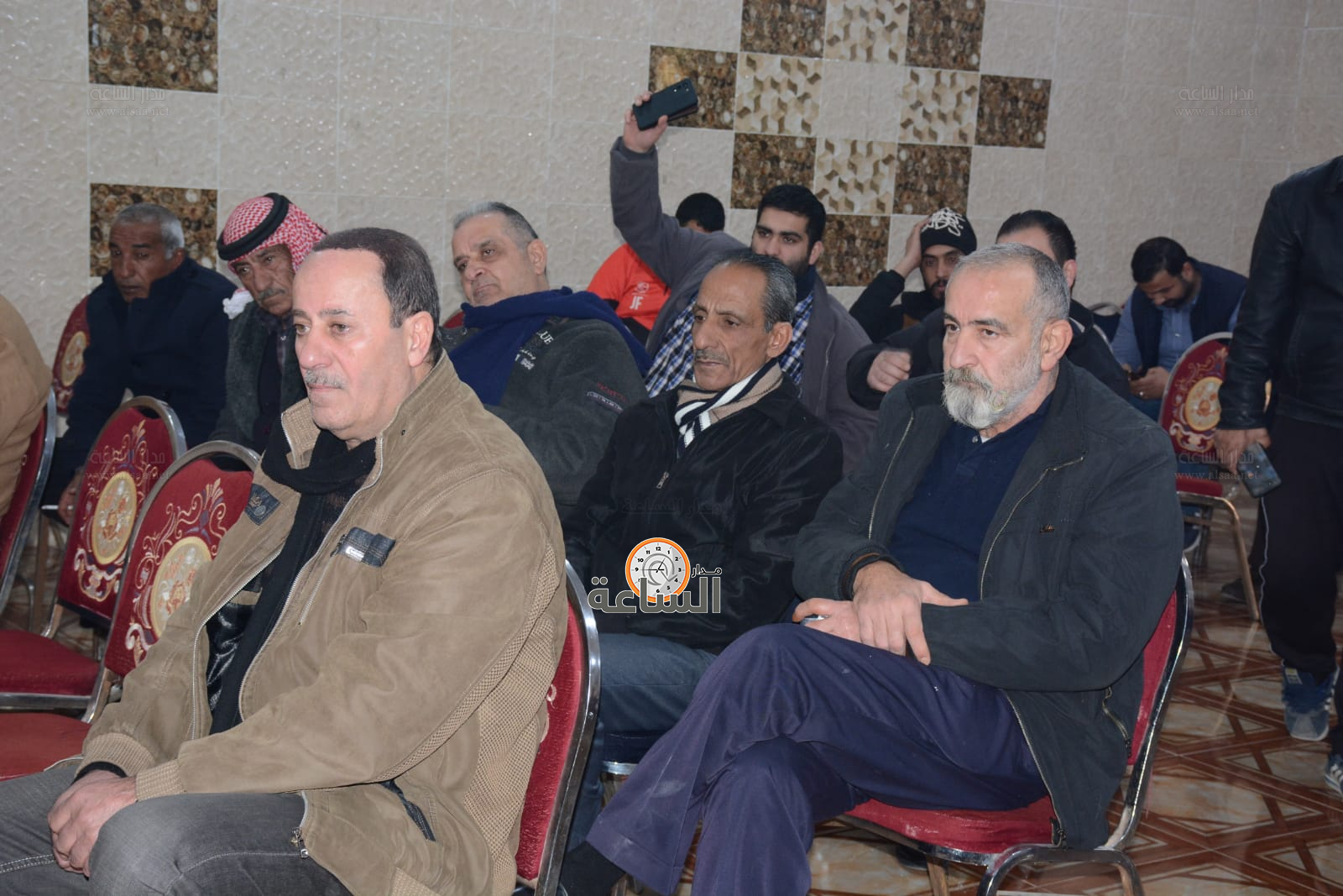 Madar Al-Saa Images 0.384734449173191