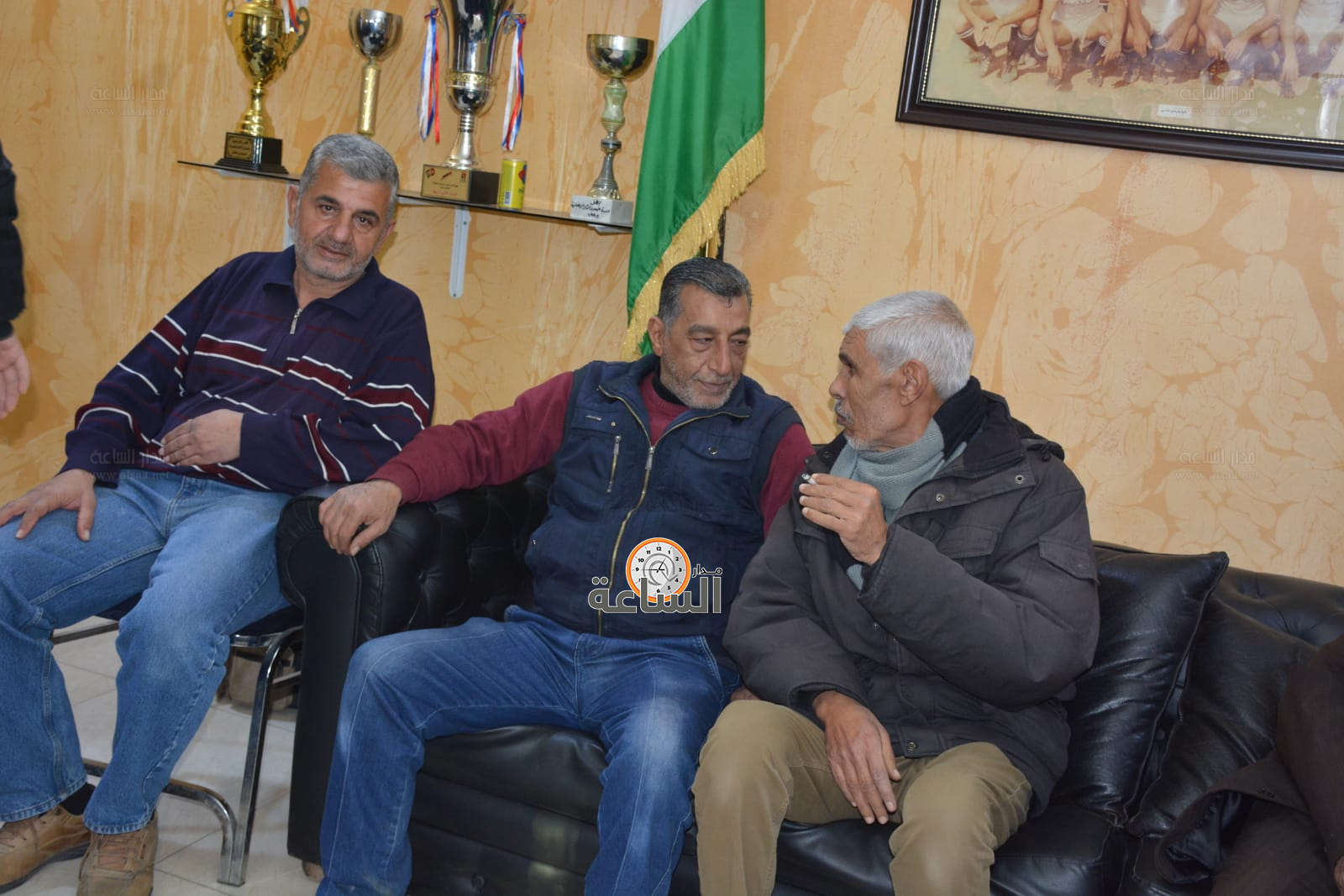 Madar Al-Saa Images 0.3110113636842873