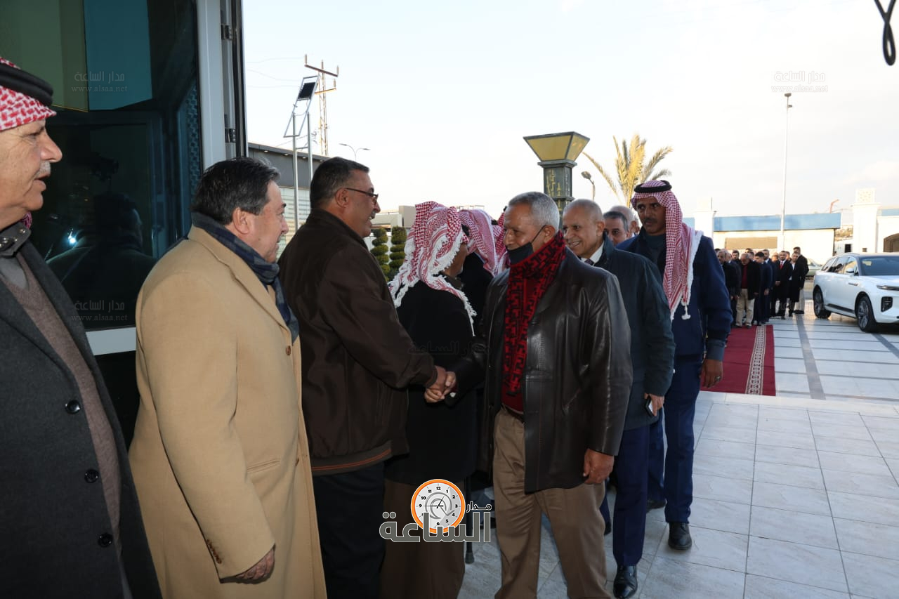 Madar Al-Saa Images 0.2614800784181355