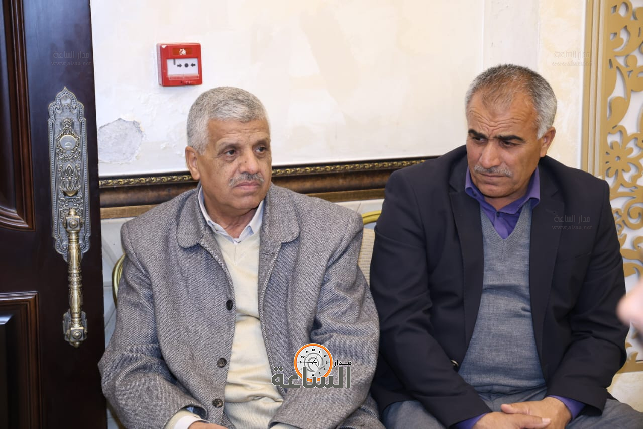 Madar Al-Saa Images 0.8698494284990896