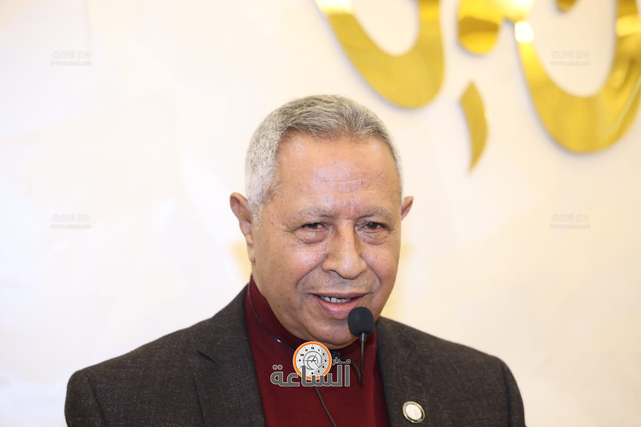 Madar Al-Saa Images 0.9709304061051804