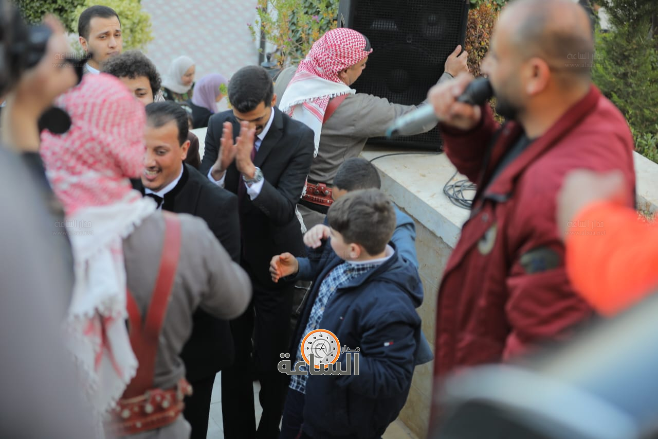 Madar Al-Saa Images 0.039892783825192346