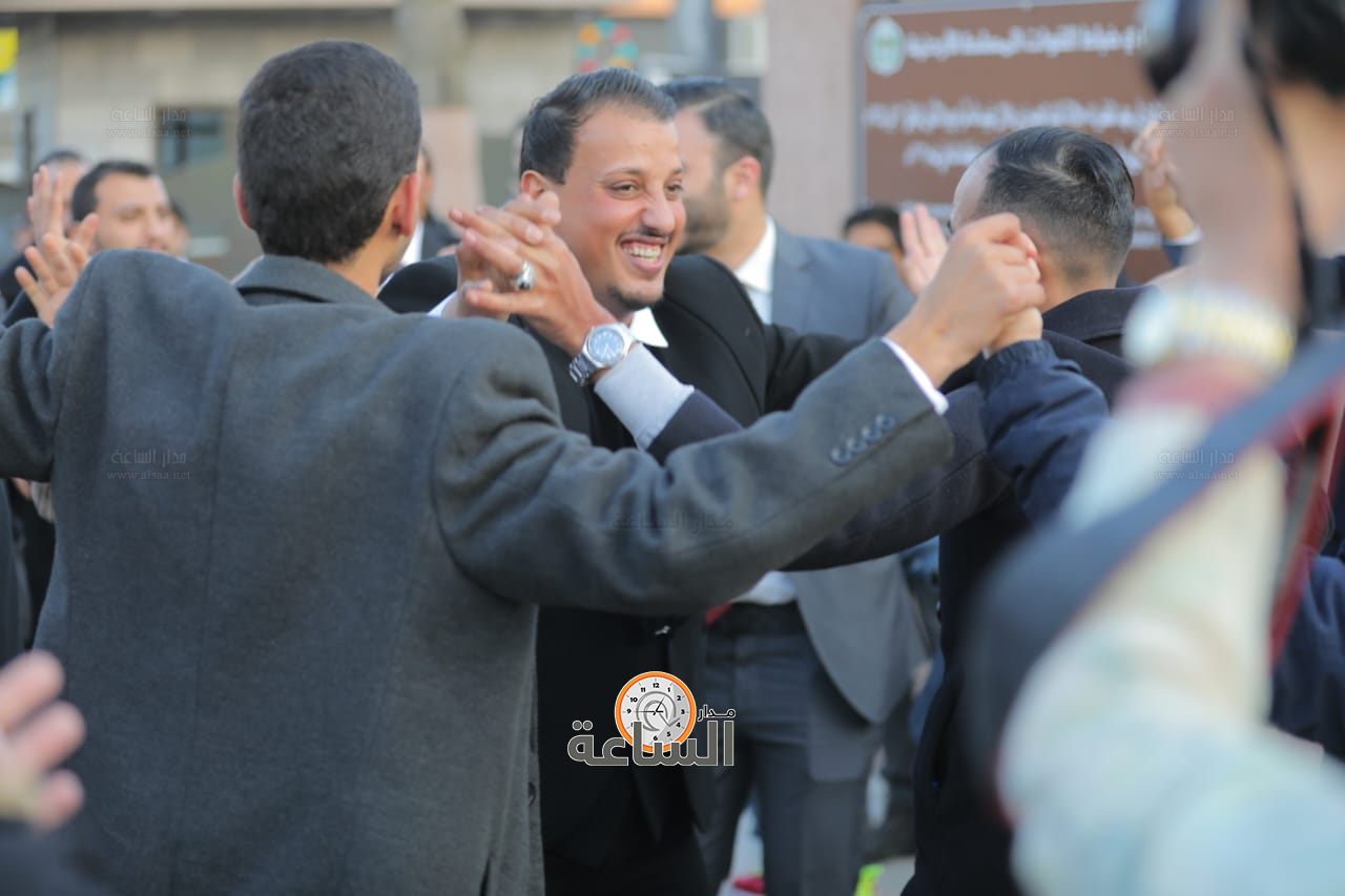 Madar Al-Saa Images 0.6546454190344