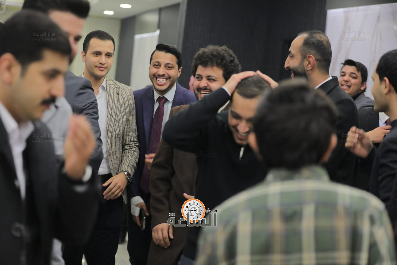 Madar Al-Saa Images 0.05572130650270268