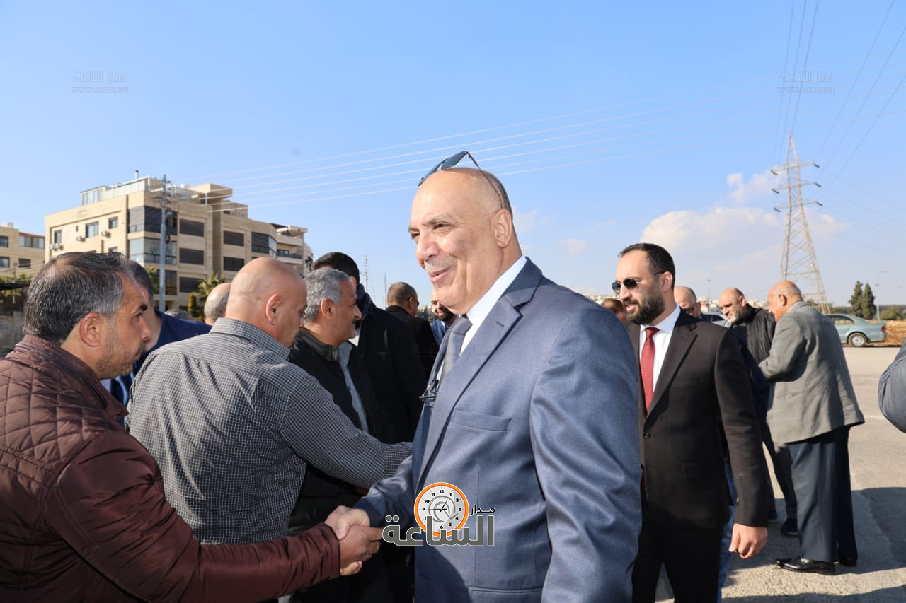 Madar Al-Saa Images 0.9929897003524881