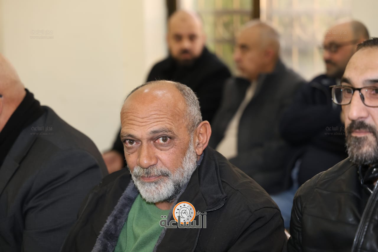 Madar Al-Saa Images 0.8873234344952785